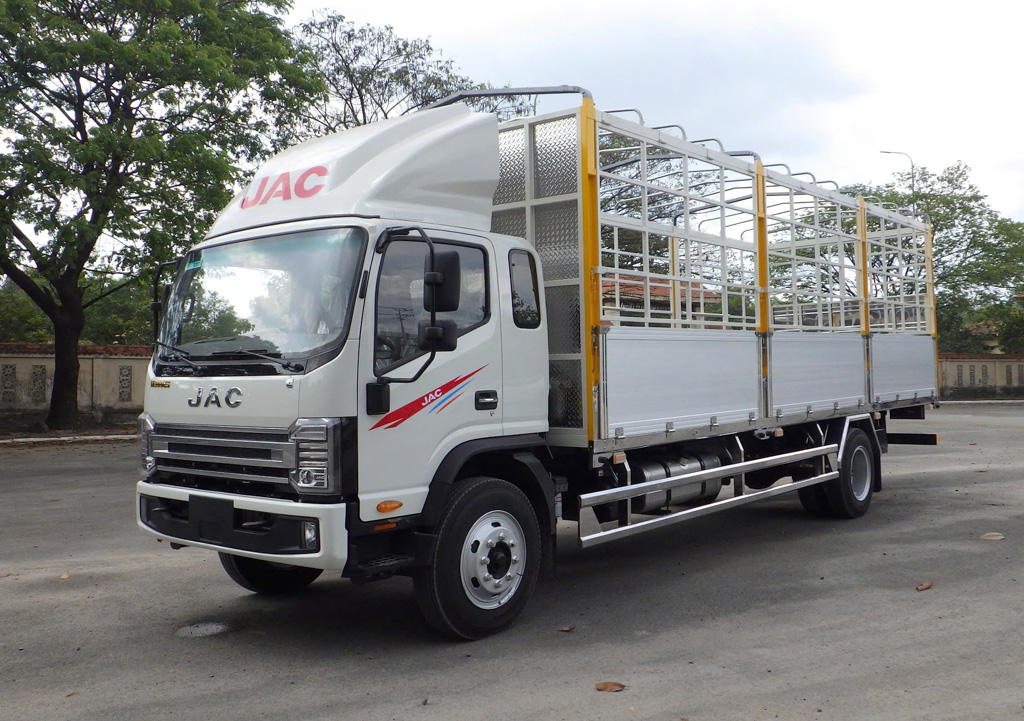 JAC N900 PLUS E5 Thùng mui bạt bửng nhôm