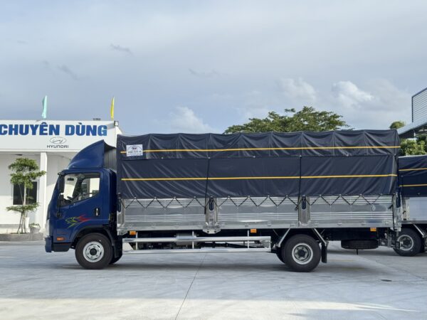 FAW TIGER 8.5 TẤN THÙNG MUI BẠT