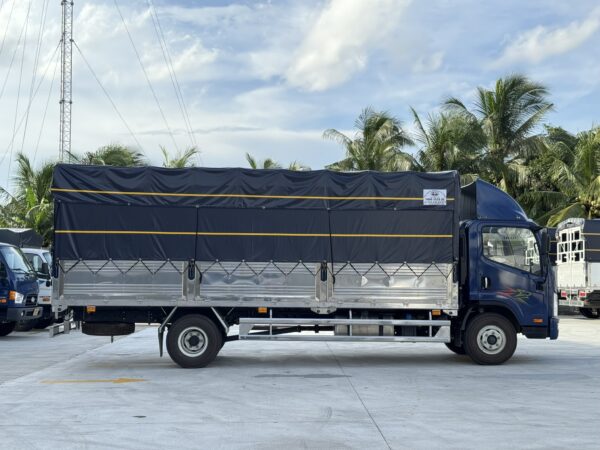 FAW TIGER 8.5 TẤN THÙNG MUI BẠT