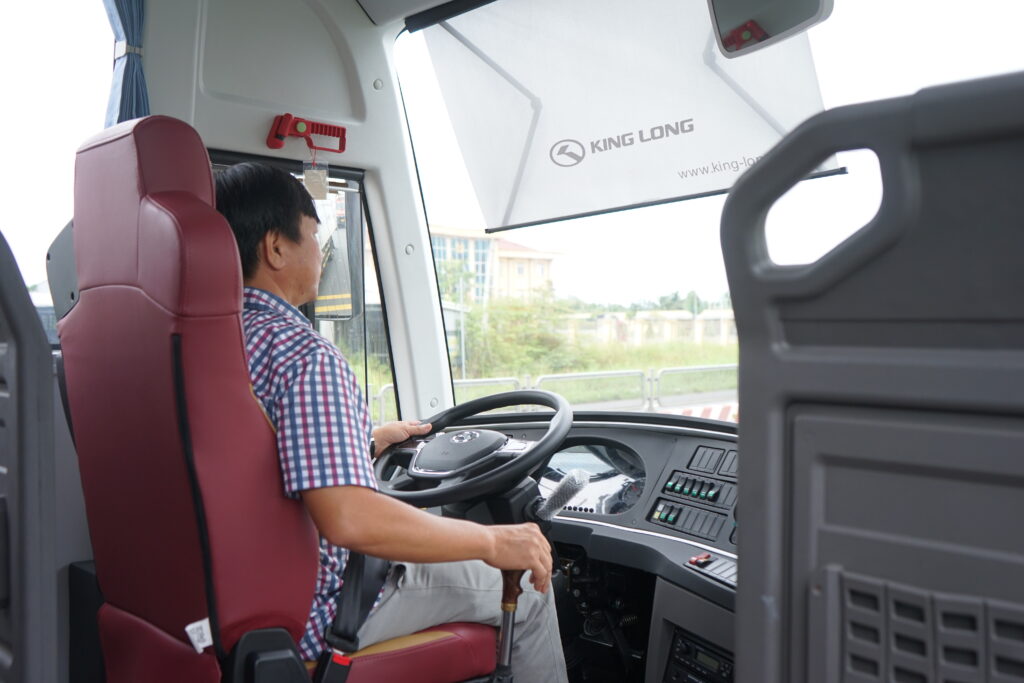 Khách hàng trải nghiệm lái thử